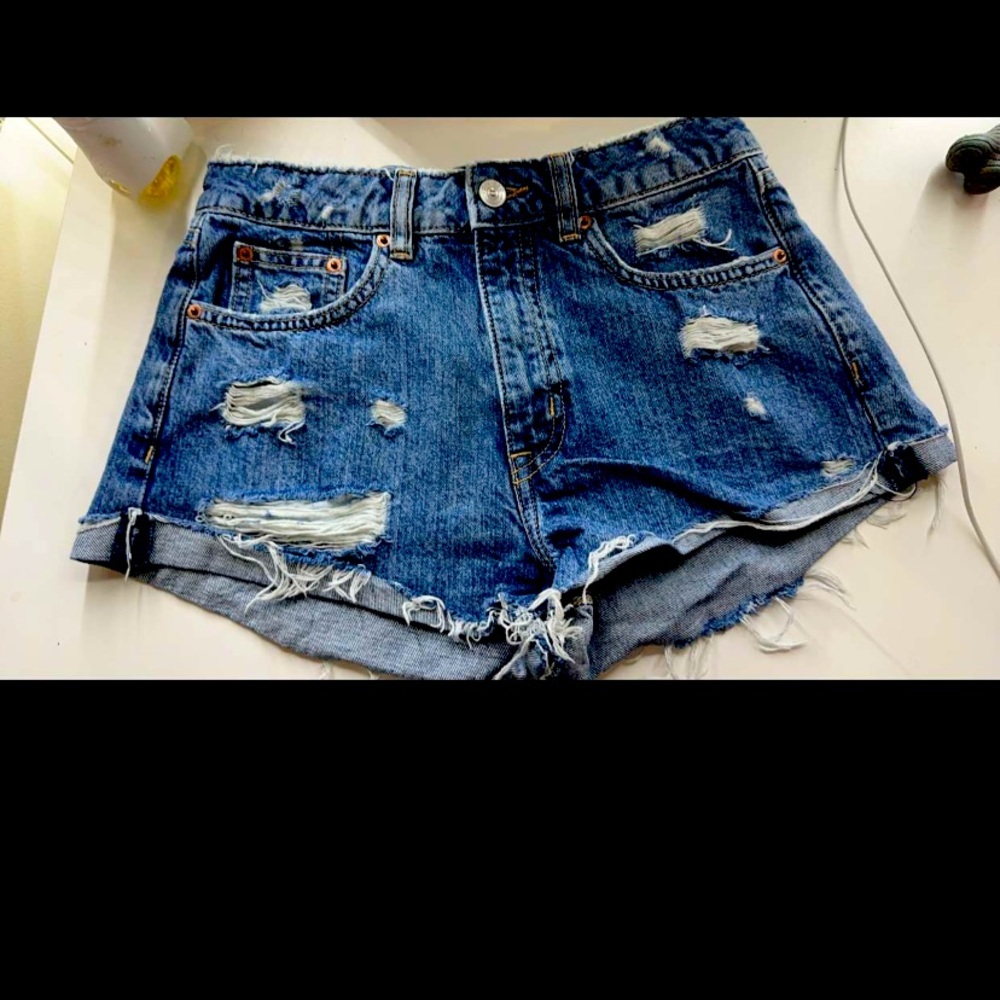 Shorts size 6